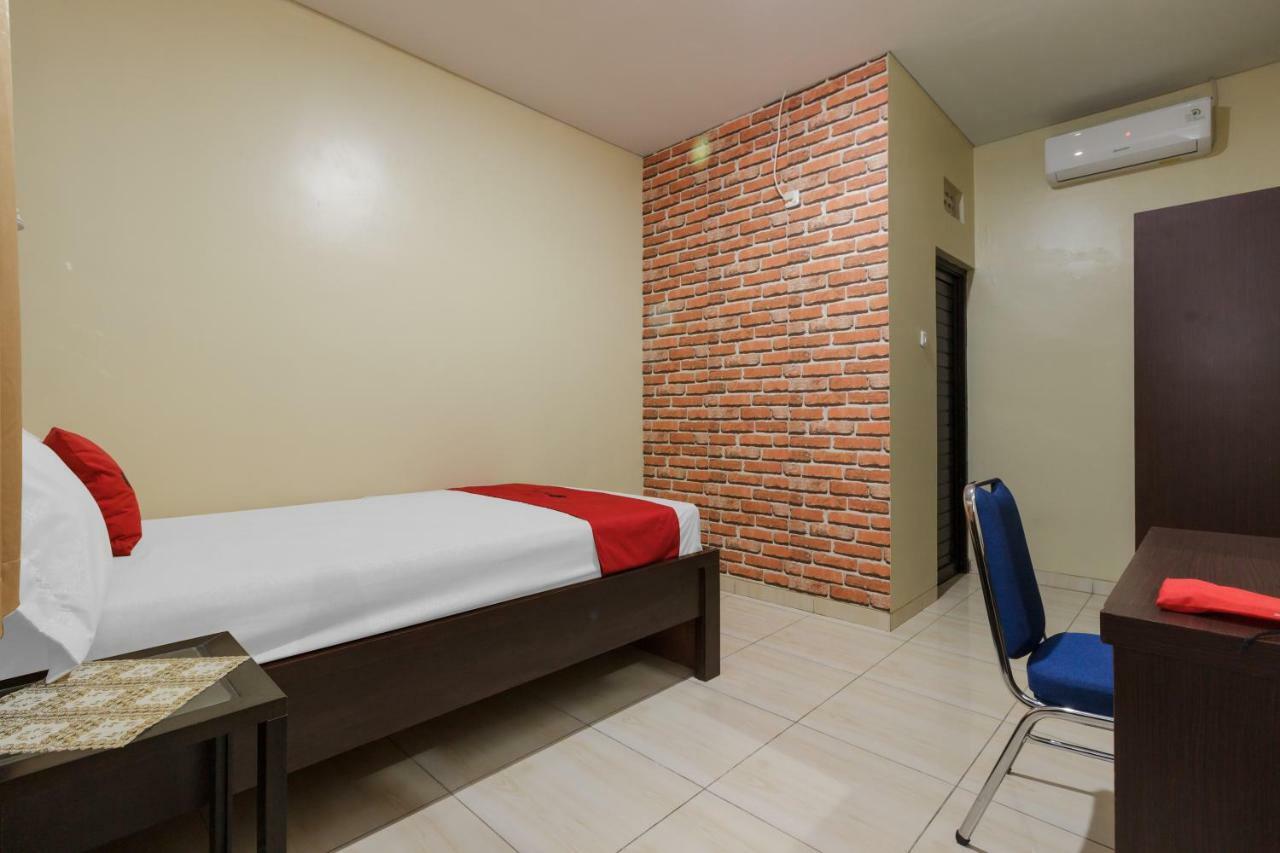 Reddoorz Near Pantai Malalayang Wisma tamu
